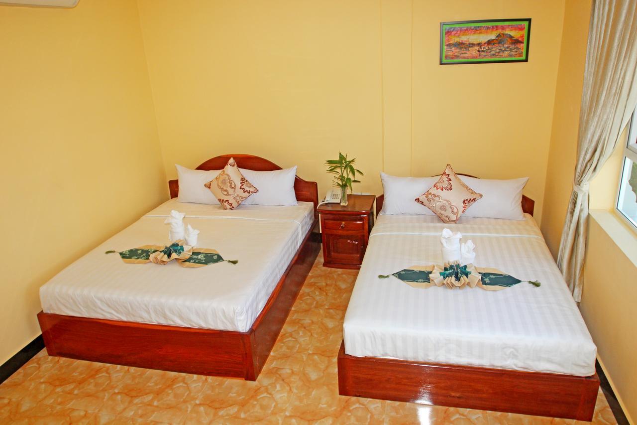 Jasmine Hotel& Sky Bar Battambang Exteriér fotografie