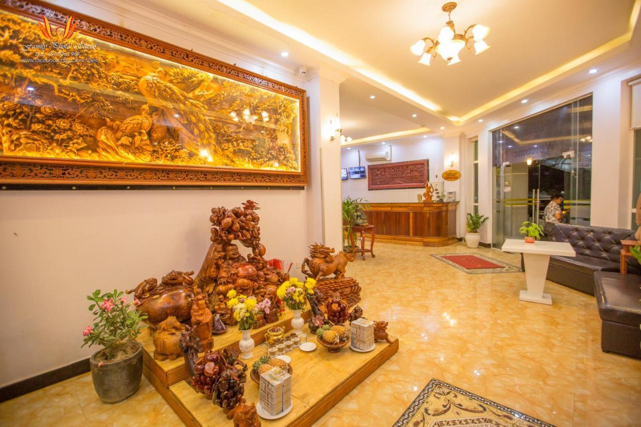 Jasmine Hotel& Sky Bar Battambang Exteriér fotografie