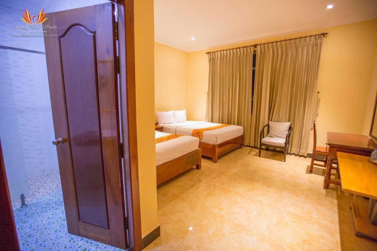 Jasmine Hotel& Sky Bar Battambang Exteriér fotografie