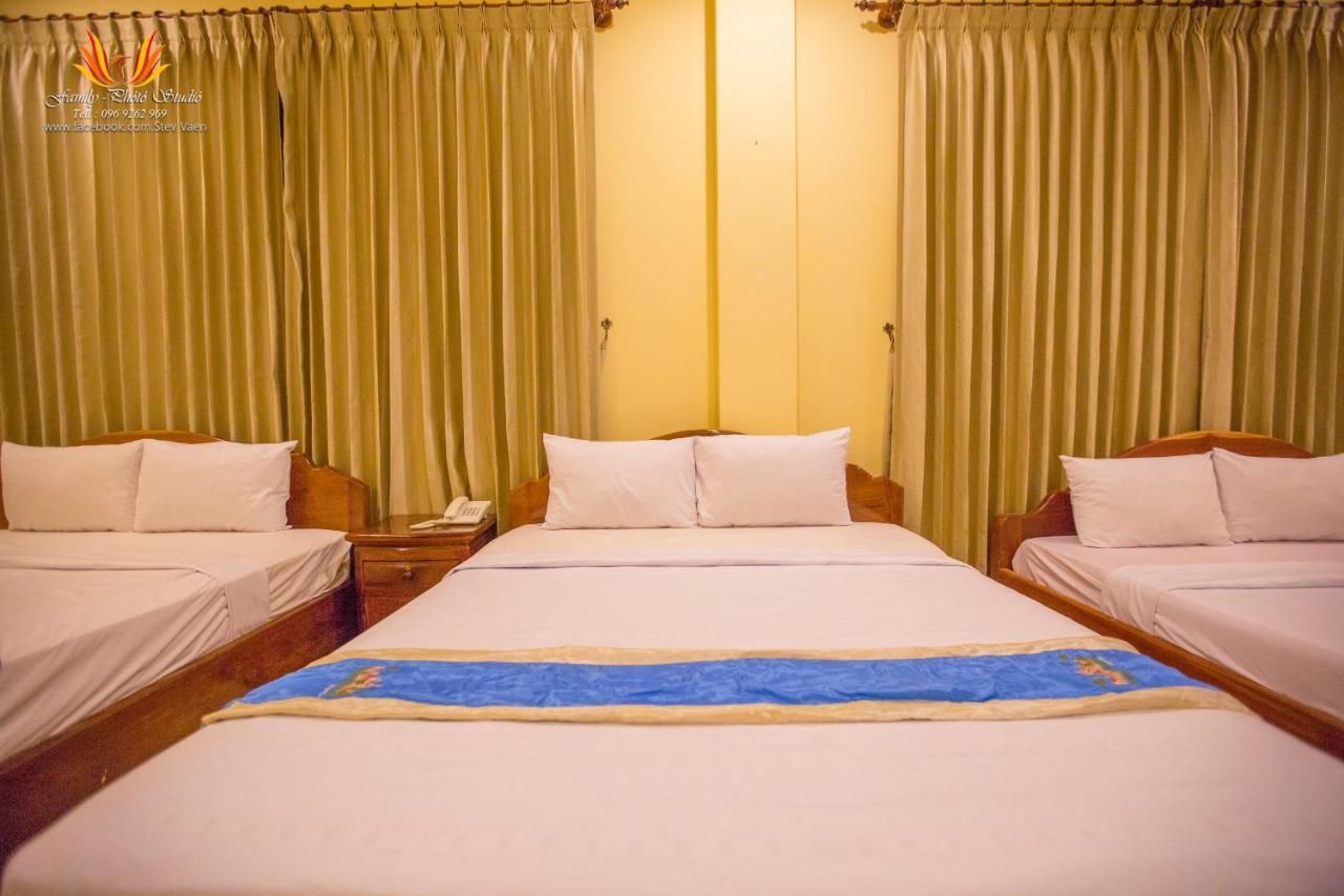 Jasmine Hotel& Sky Bar Battambang Exteriér fotografie